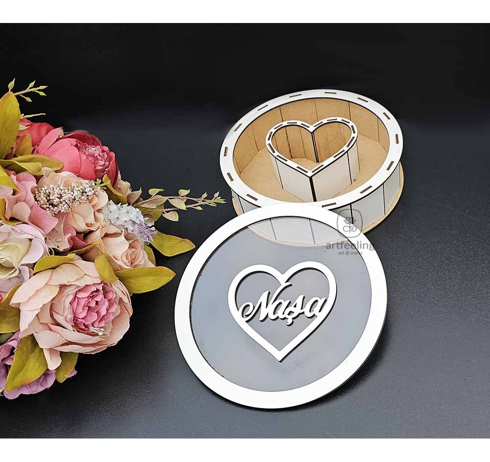 CUTIE CU INIMA -NASA